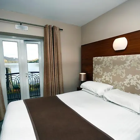 Отель Leenane 3*